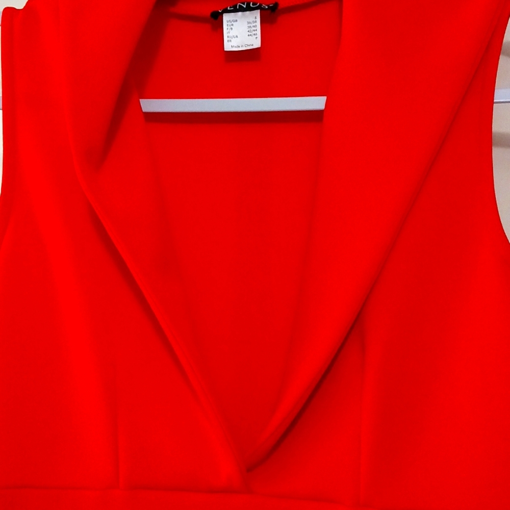 V-neck Top - Picture 3 of 3